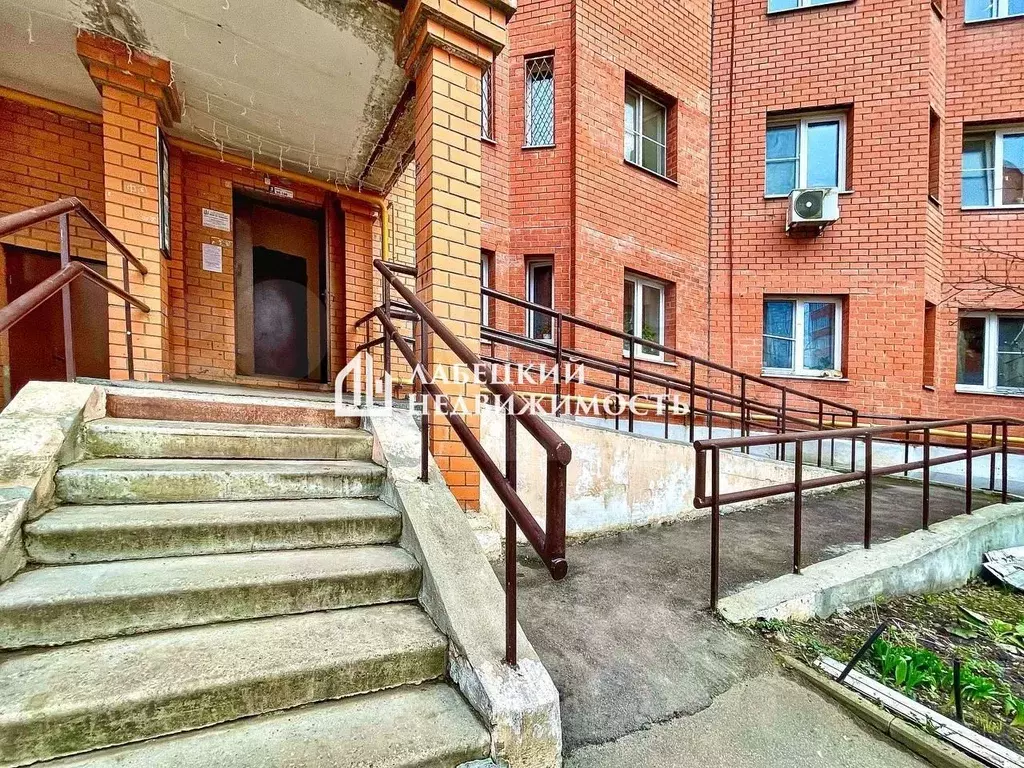 1-к. квартира, 37,2 м, 1/9 эт. - Фото 0