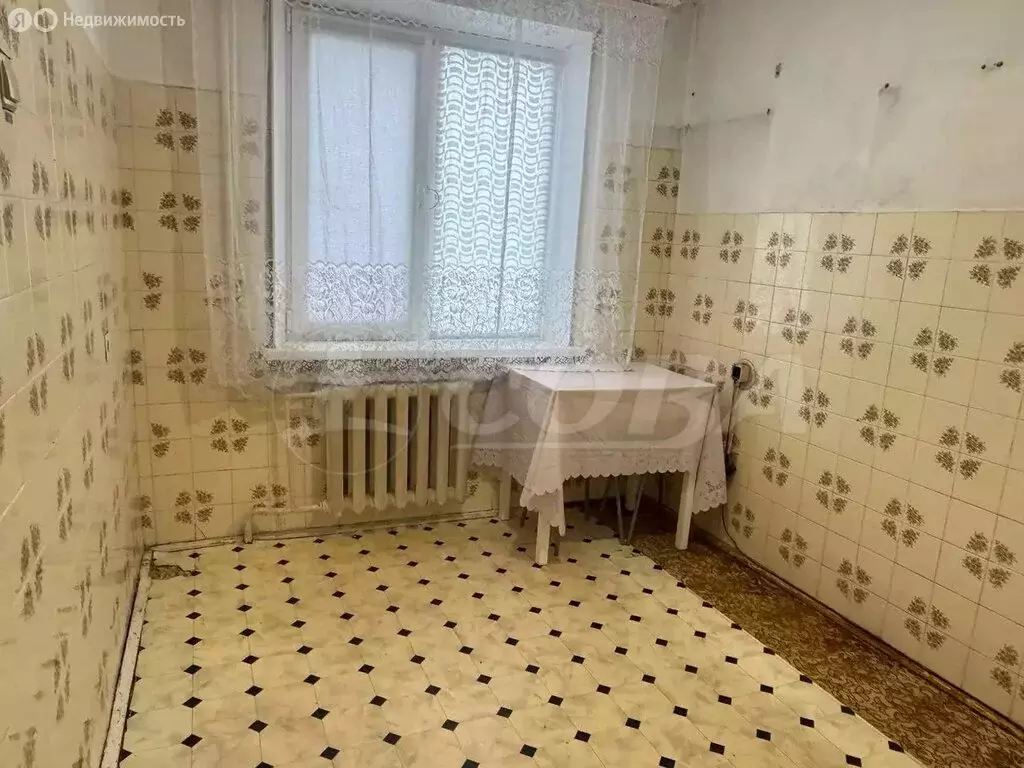 2-комнатная квартира: Тюмень, Ставропольская улица, 11 (52 м) - Фото 1