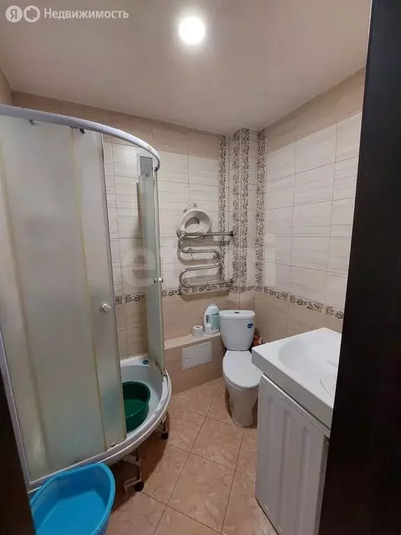 3-комнатная квартира: Таганрог, улица Розы Люксембург, 44 (86 м) - Фото 1