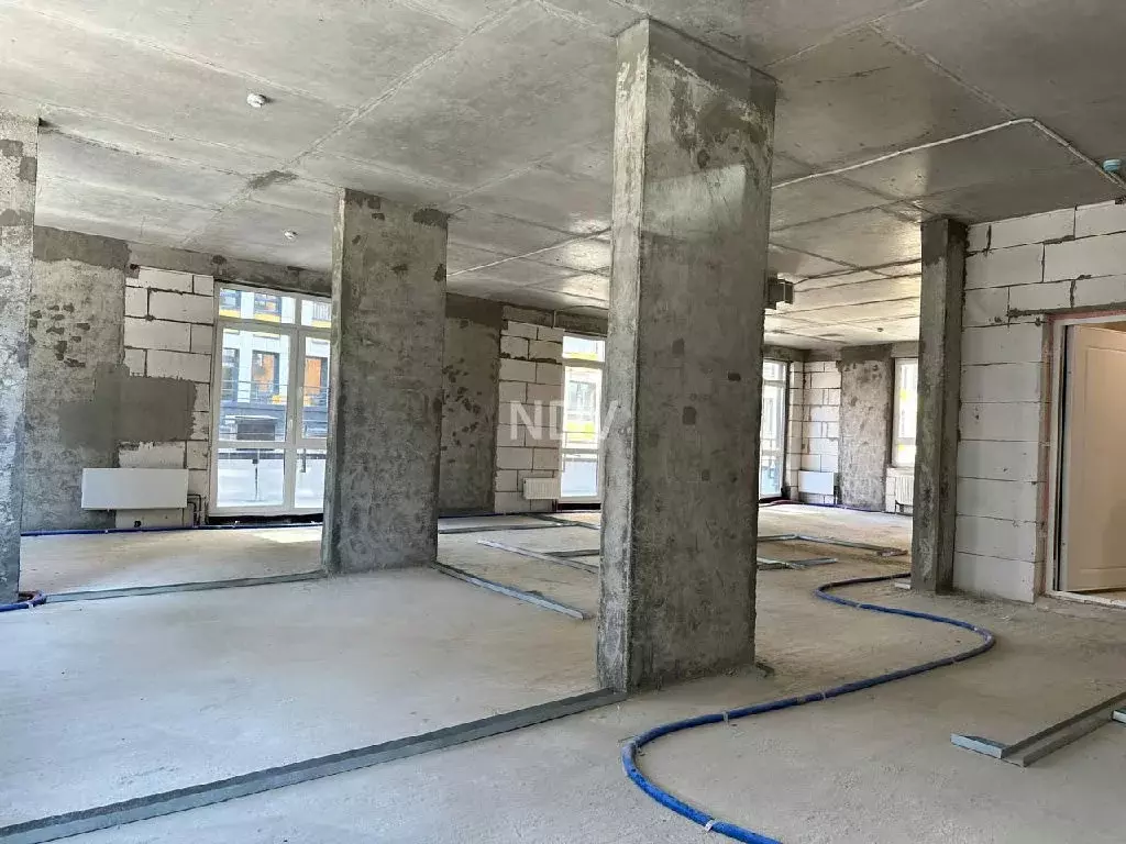Продается квартира со свободной планировкой - Фото 1