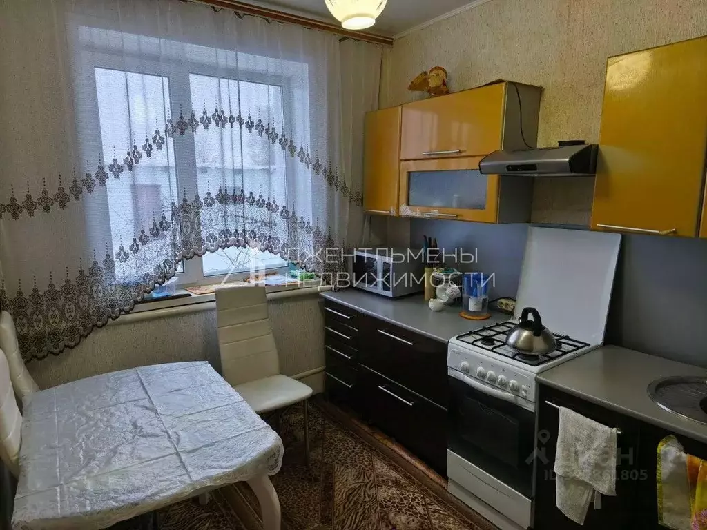 3-к кв. Пензенская область, Башмаково рп ул. Московская, 28А (98.3 м) - Фото 1