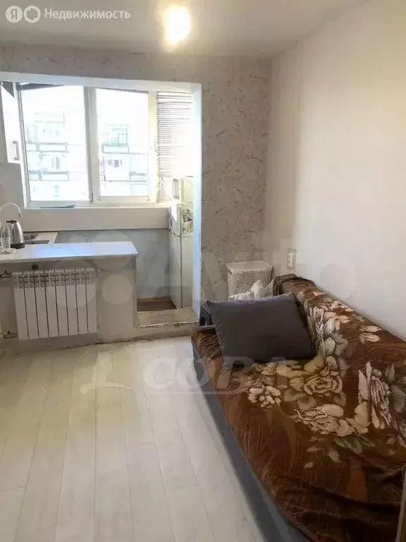 Квартира-студия: Тюмень, улица Республики, 241 (13 м) - Фото 2