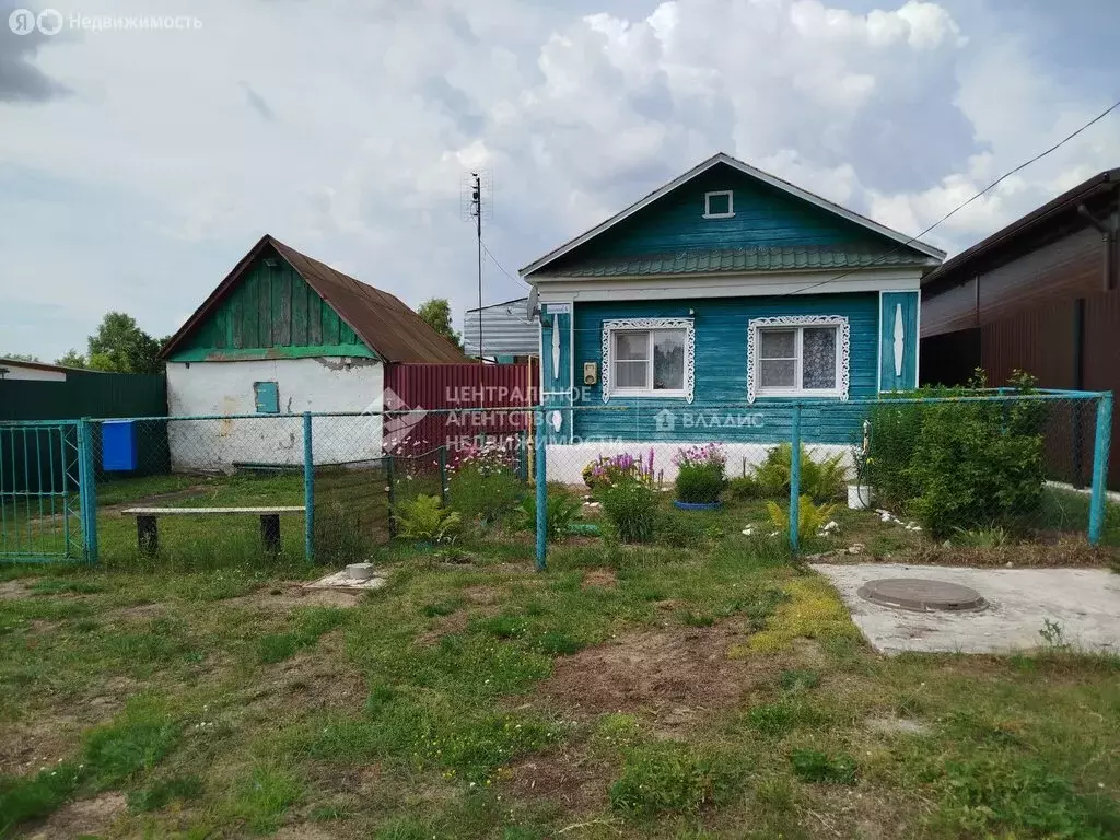 Дом в Рязанская область, Касимовский муниципальный округ, село ... - Фото 0