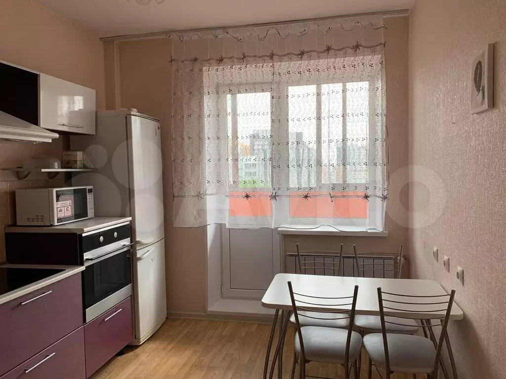 2-к. квартира, 60 м, 6/10 эт. - Фото 1