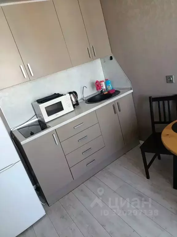 Студия Самарская область, Тольятти ул. 40 лет Победы, 51В (33.0 м) - Фото 2