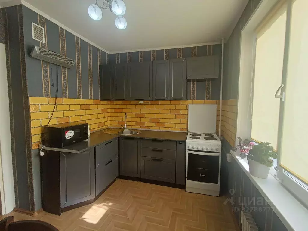 2-к кв. Челябинская область, Челябинск Шенкурская ул., 7А (50.5 м) - Фото 1