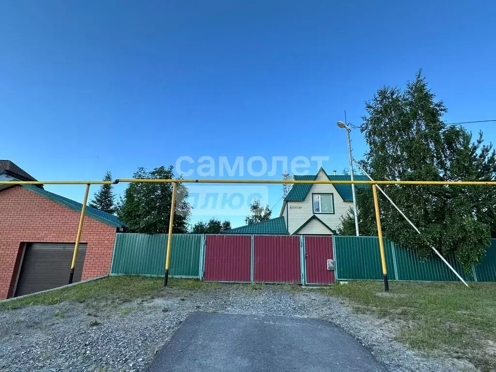 Дом в Ханты-Мансийский АО, Нижневартовск Советская ул., 53 (200 м) - Фото 0