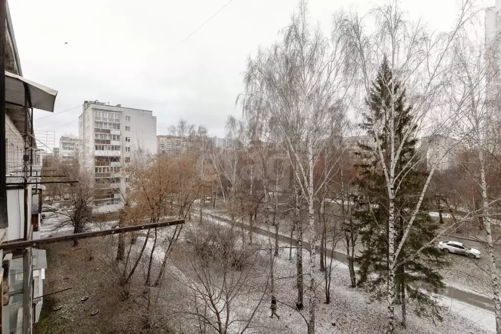 1-к кв. Свердловская область, Екатеринбург ул. Шаумяна, 94 (28.3 м) - Фото 1