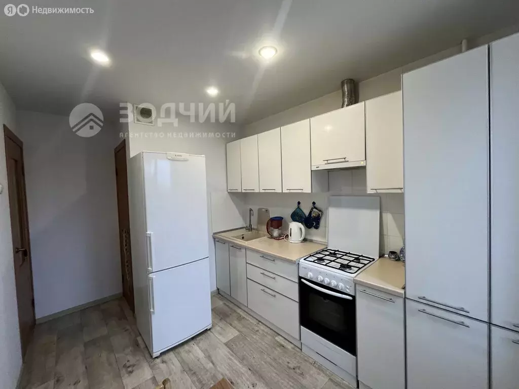 3-комнатная квартира: Чебоксары, бульвар Анатолия Миттова, 33 (65.1 м) - Фото 2