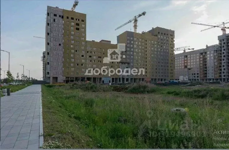 1-к кв. Свердловская область, Екатеринбург бул. Золотистый, 13 (41.9 ... - Фото 1