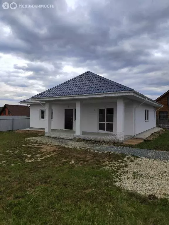 Дом в Свердловская область, Сысертский муниципальный округ, село ... - Фото 0