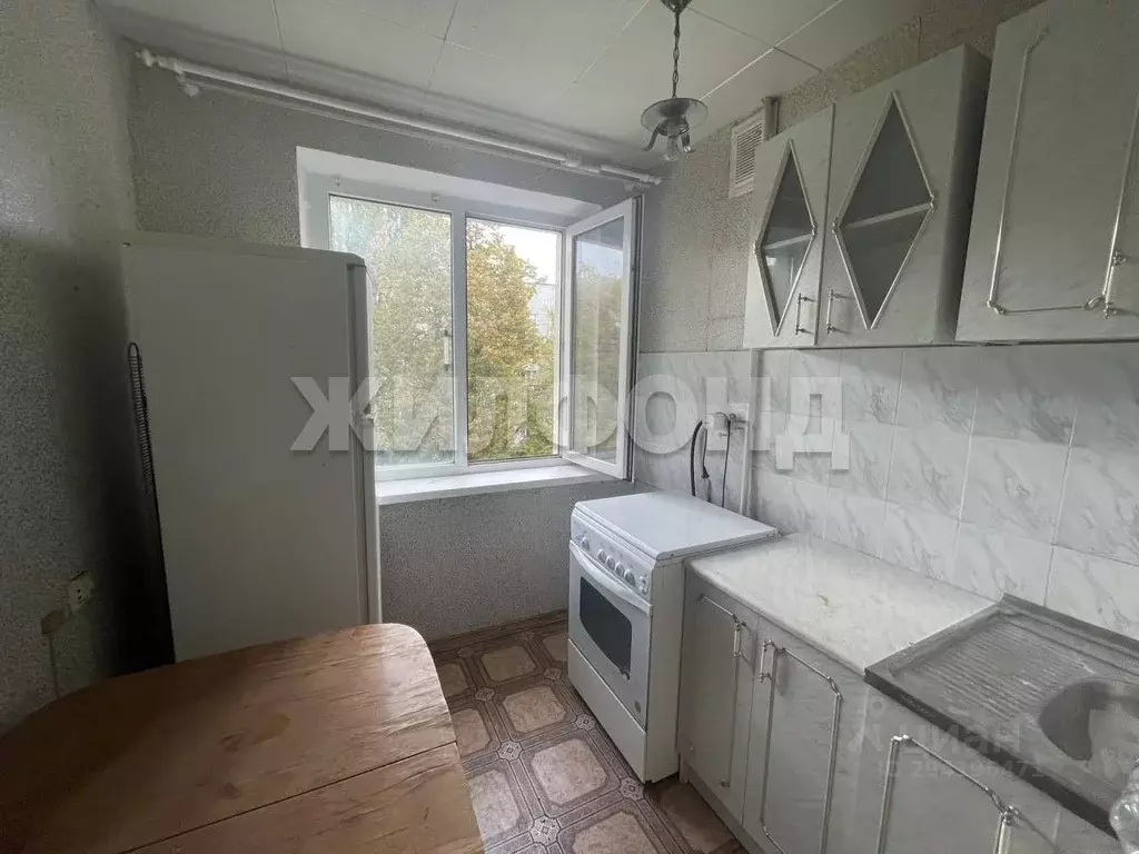 3-к кв. Белгородская область, Белгород Садовая ул., 65 (62.0 м) - Фото 1