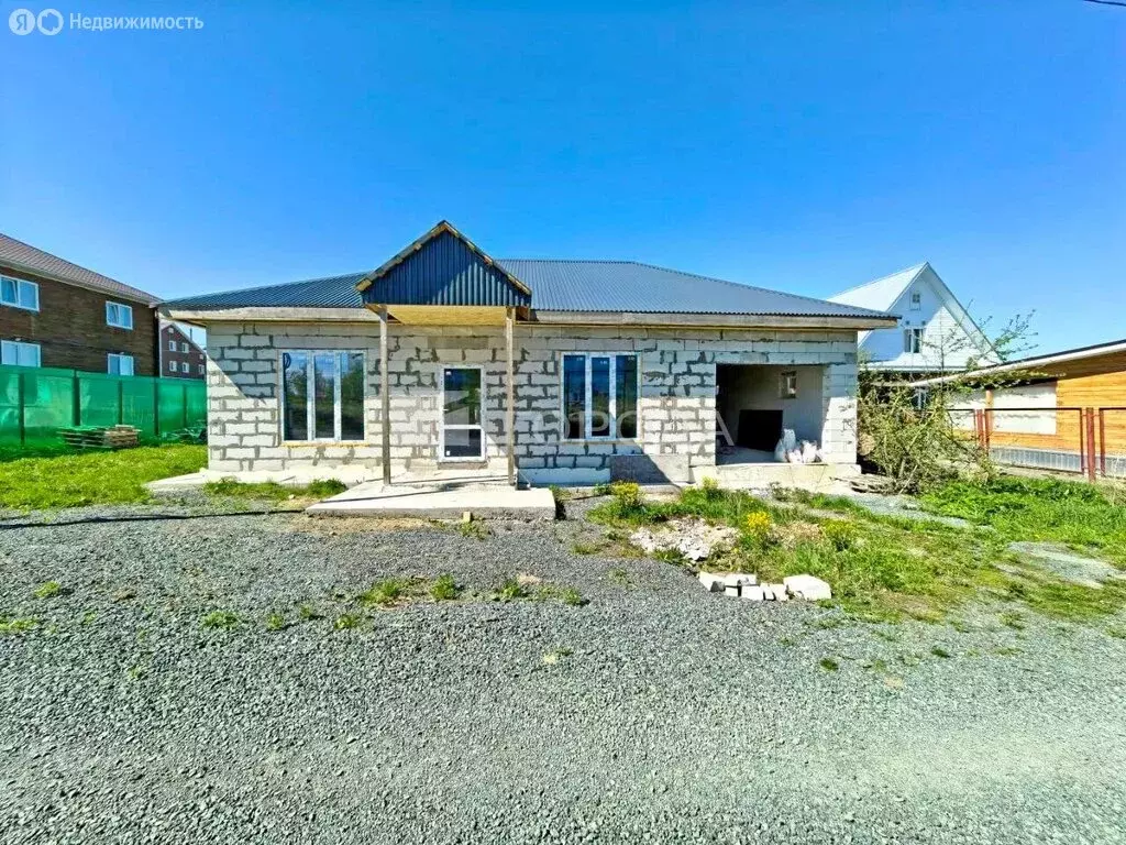 Дом в Томск, улица Братьев Троновых, 32/1 (100 м) - Фото 1