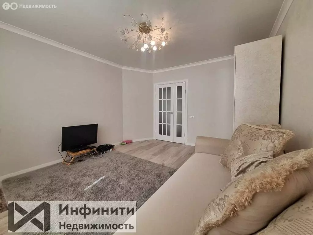 3-комнатная квартира: Ставрополь, улица Пирогова, 38/2 (76 м) - Фото 1