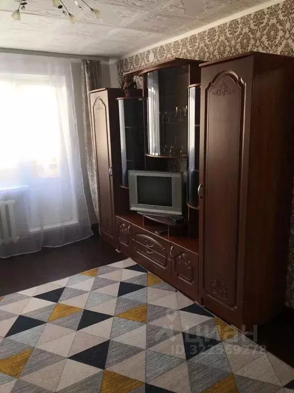 2-к кв. Пермский край, Губаха Октябрьский просп., 7Б (45.0 м) - Фото 1
