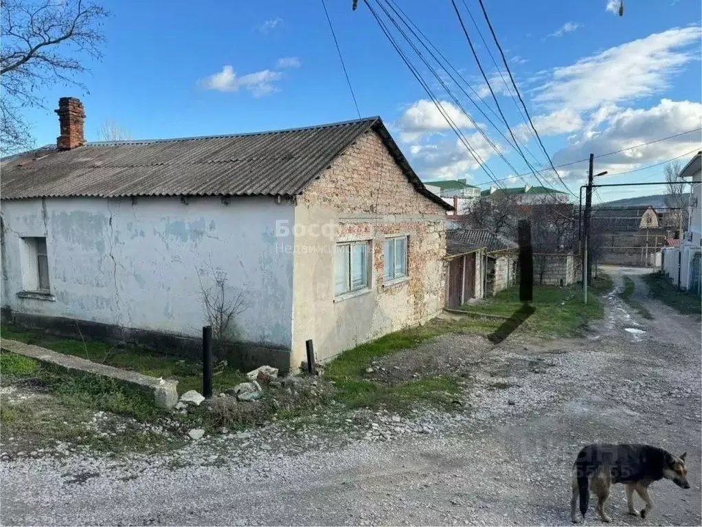 Участок в Крым, Феодосия ул. Советская, 79 (6.4 сот.) - Фото 0