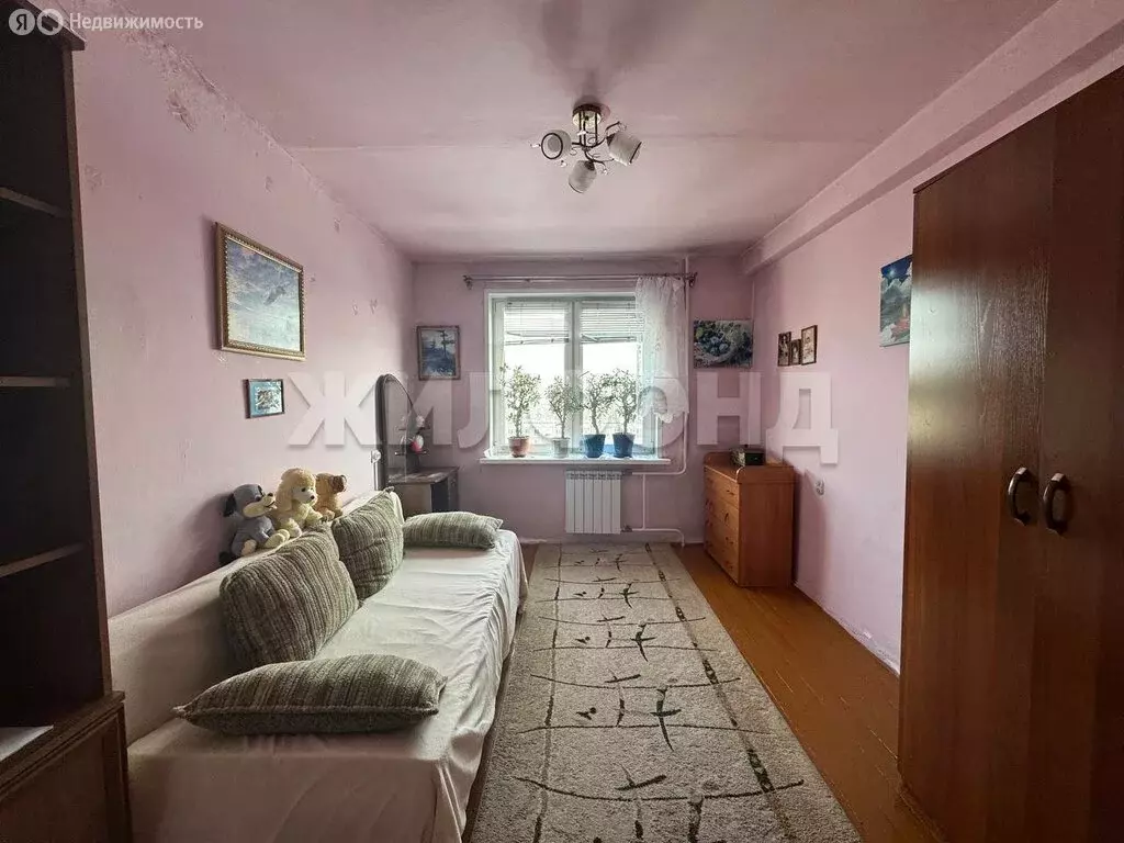 3-комнатная квартира: Абакан, улица Кати Перекрещенко, 6 (77.1 м) - Фото 1