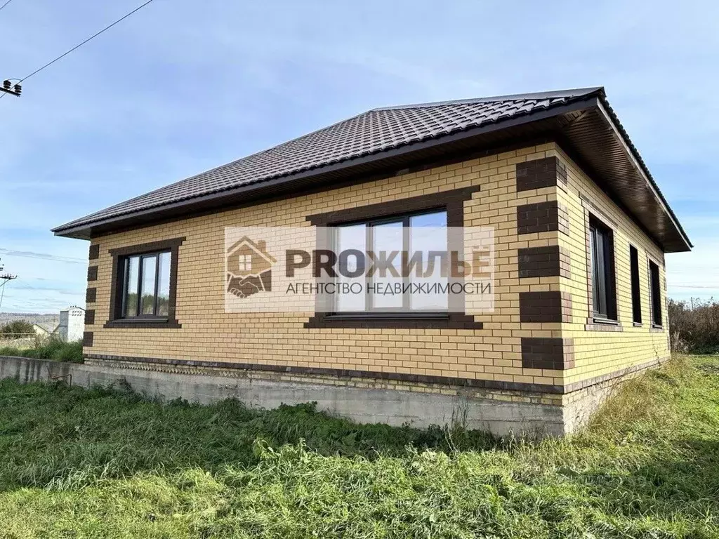 Дом в Башкортостан, Белебей ул. Мало-Мельничная (109 м) - Фото 1