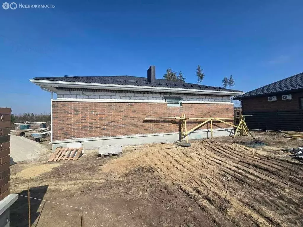 Дом в село Ямное, Баррикадная улица (95 м) - Фото 1