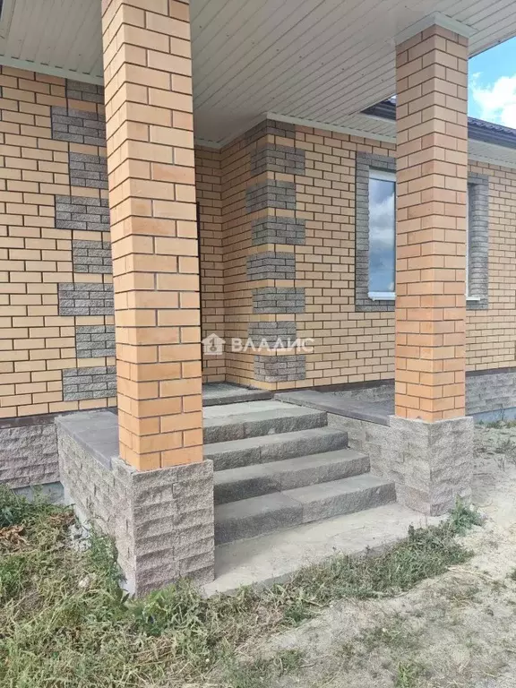 Дом в Белгородская область, Яковлевский муниципальный округ, с. ... - Фото 1