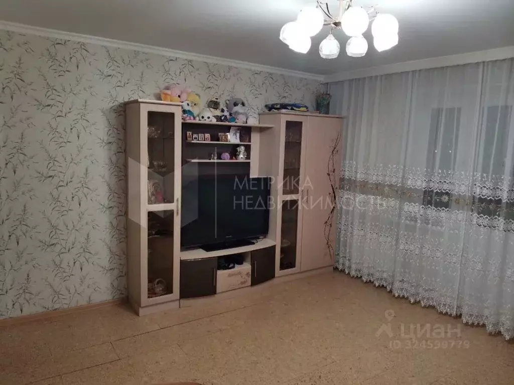 2-к кв. Ханты-Мансийский АО, Пыть-Ях 5-й Солнечный мкр, 6 (52.4 м) - Фото 1