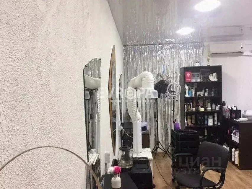Помещение свободного назначения в Ульяновская область, Ульяновск ул. ... - Фото 1
