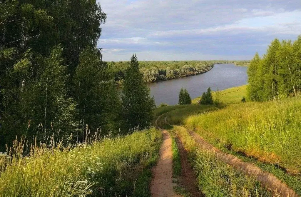 Участок в Ленинградская область, Лодейнопольское городское поселение, ... - Фото 2