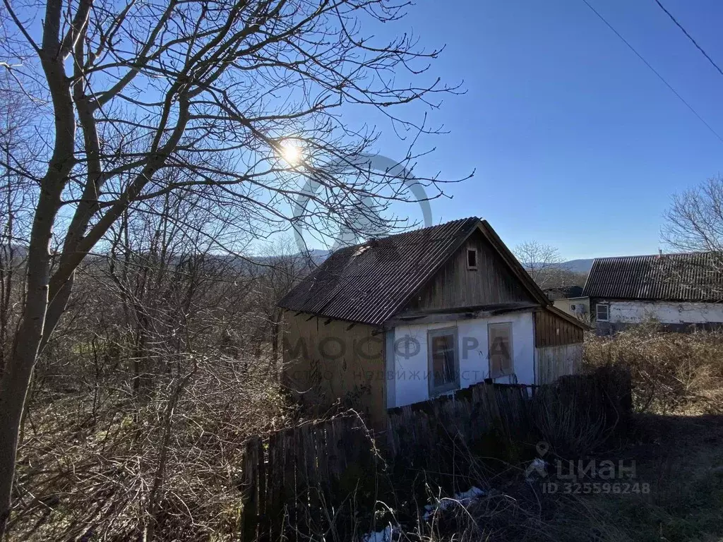 Дом в Краснодарский край, Апшеронский район, Куринская ст-ца ул. ... - Фото 1