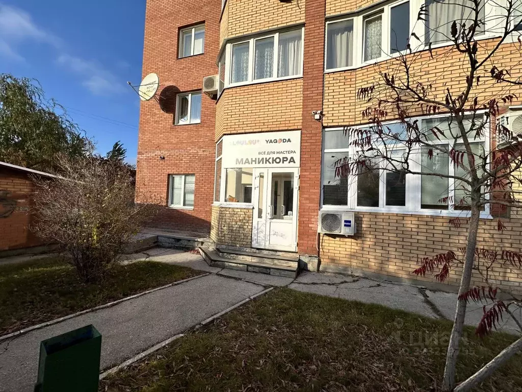 Помещение свободного назначения в Самарская область, Тольятти ул. 70 ... - Фото 1