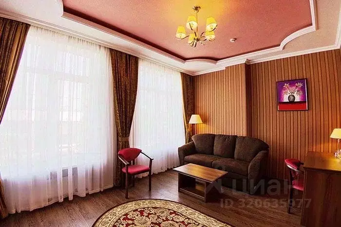 Комната Краснодарский край, Краснодар Московская ул., 8 (35.0 м) - Фото 1