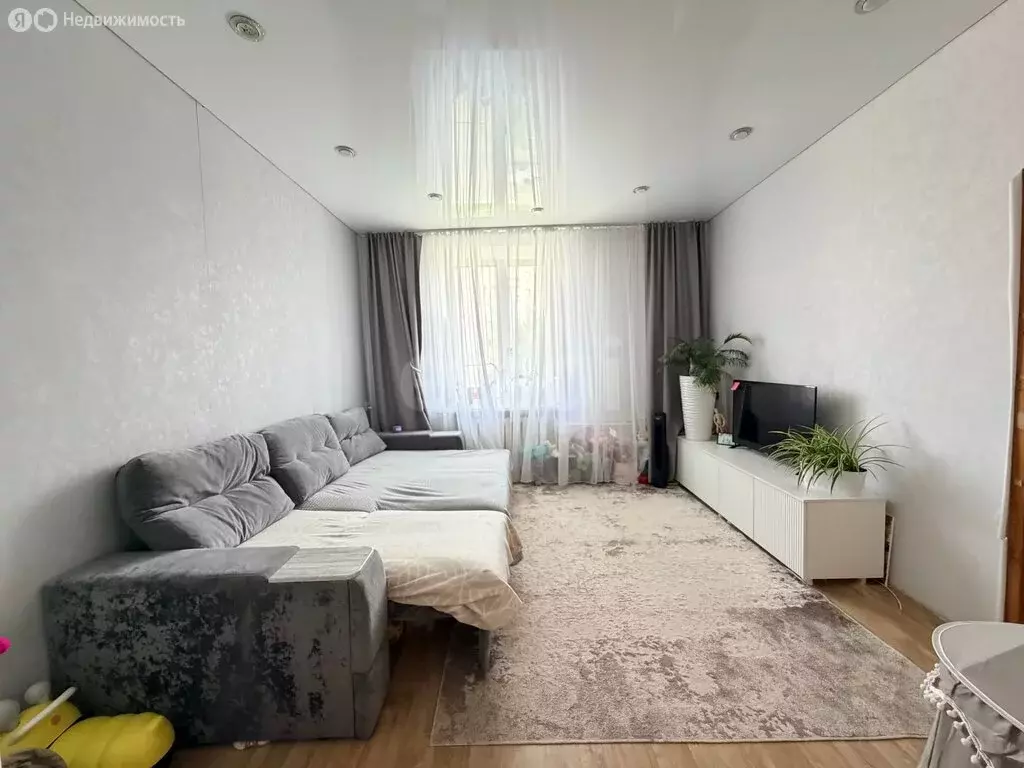 3-комнатная квартира: Миасс, улица Готвальда, 20 (68.3 м) - Фото 1