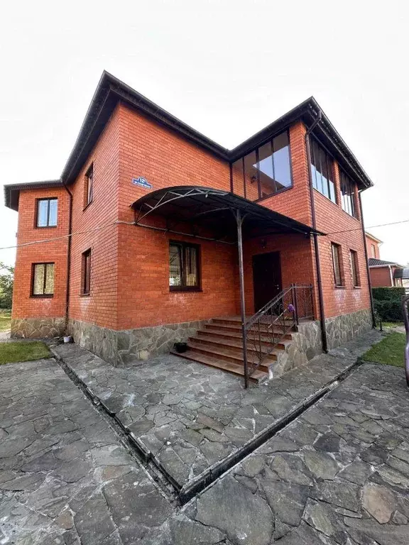 Коттедж, 370 м - Фото 1