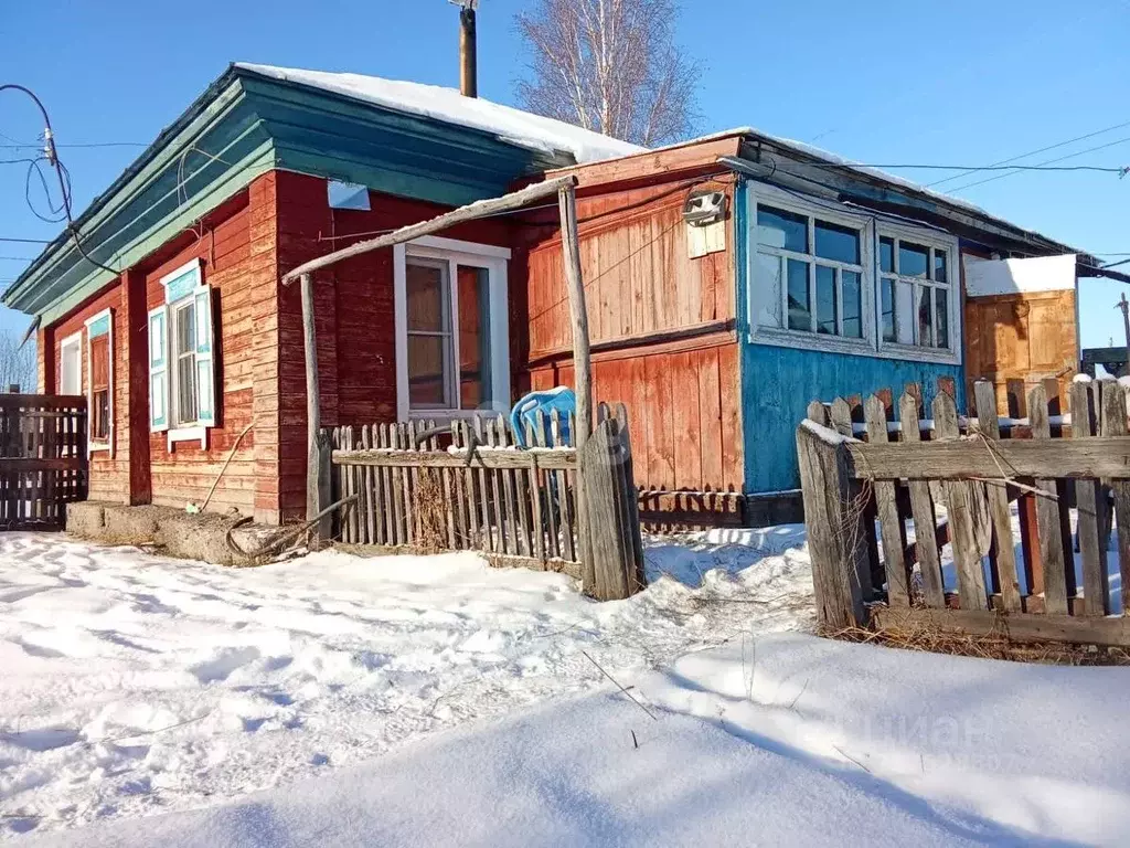 Дом в Алтайский край, Алтайский район, с. Нижнекаменка ул. Ленина (37 ... - Фото 0