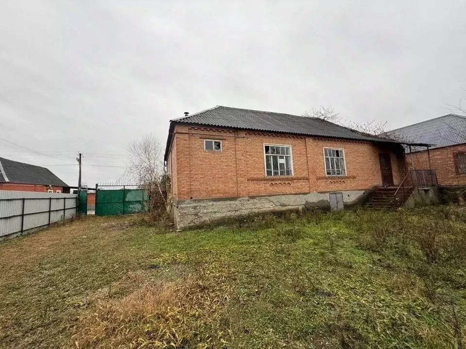 Дом в Чеченская республика, Шалинский район, с. Белгатой ул. Гагарина, ... - Фото 1