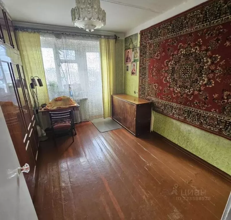 4-к кв. Омская область, Омск Ипподромная ул., 14А (60.0 м) - Фото 0