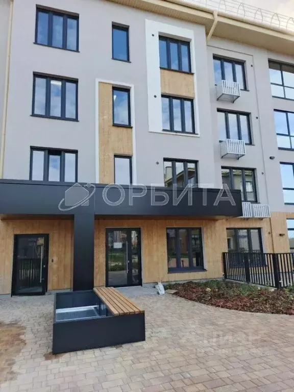 Студия Тюменская область, Тюмень ул. Игоря Комиссарова, 5 (23.0 м) - Фото 1
