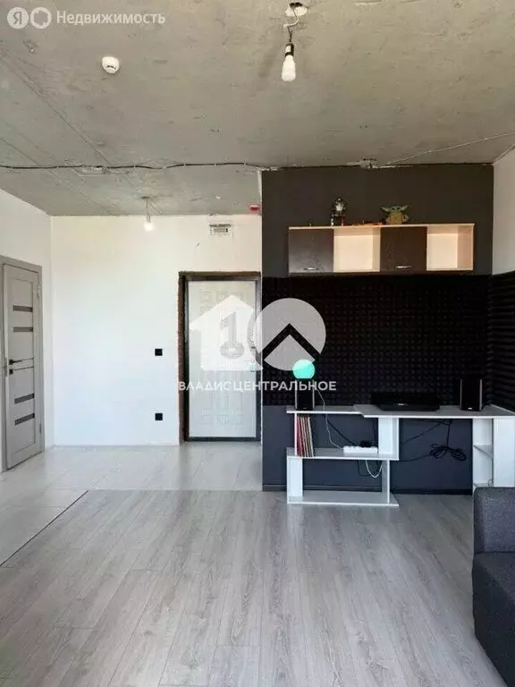 Квартира-студия: Новосибирск, улица Ошанина, 3 (33 м) - Фото 1