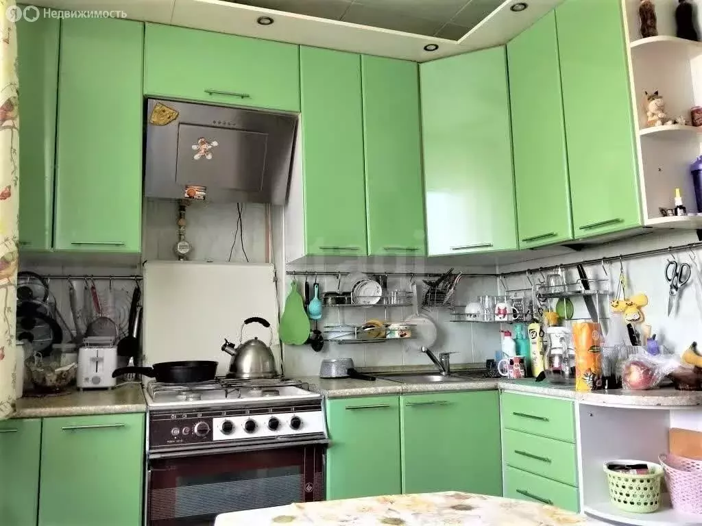 3-комнатная квартира: село Мишутино, 20 (62 м) - Фото 1