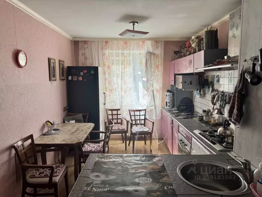 3-к кв. Адыгея, Майкоп ул. Михайлова, 1А (68.2 м) - Фото 0