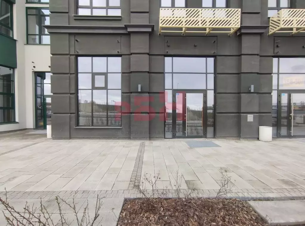 Торговая площадь в Тюменская область, Тюмень ул. Пожарных и ... - Фото 1