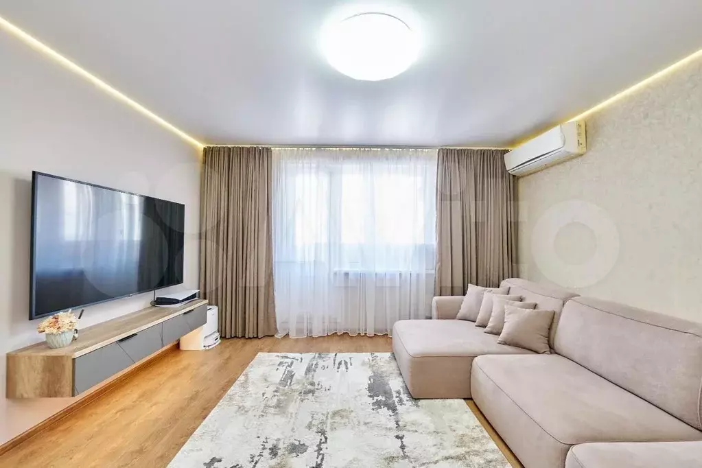 2-к. квартира, 60 м, 16/17 эт. - Фото 1