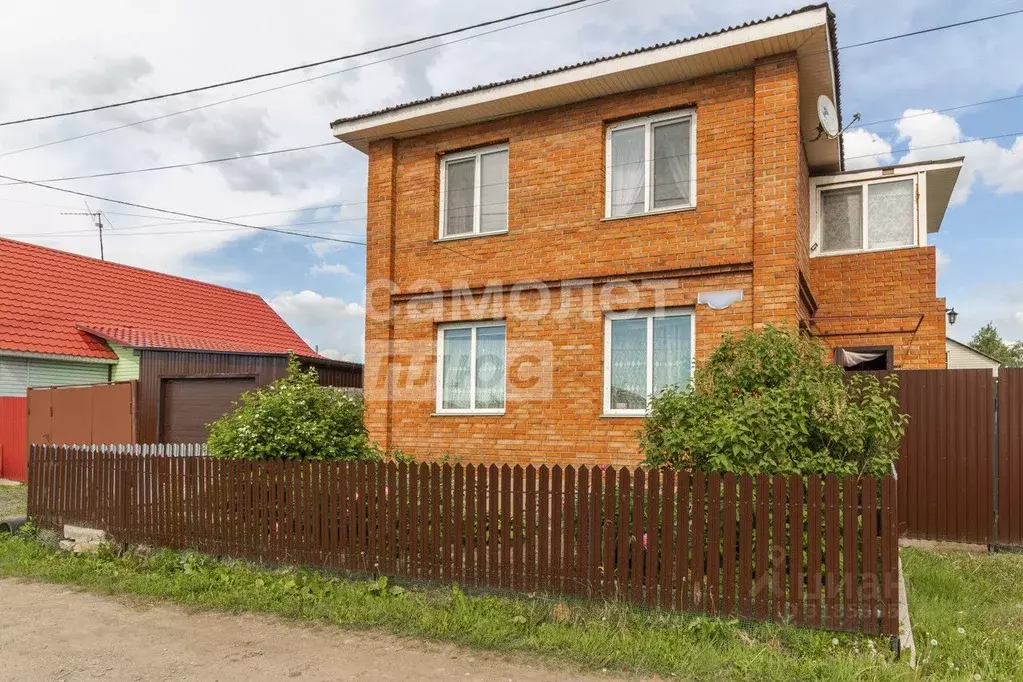 Коттедж в Омская область, Омск ул. 4-я Путевая, 129 (83 м) - Фото 0