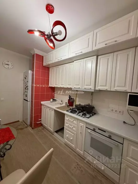 3-к кв. Крым, Симферополь ул. Маршала Жукова, 15 (61.2 м) - Фото 1