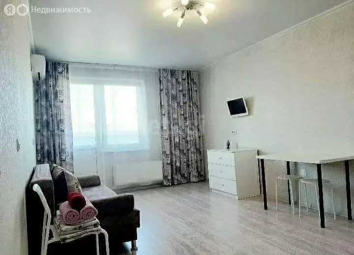 Квартира-студия: Краснодар, улица Героя А.А. Аверкиева, 21 (30 м) - Фото 1