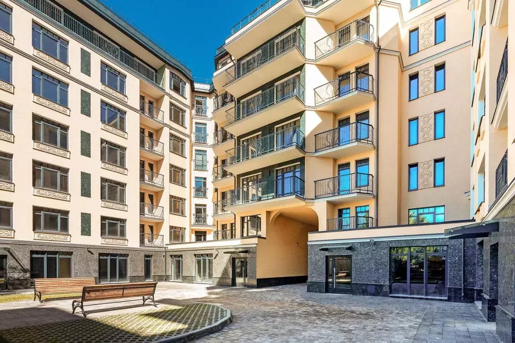Квартира, 4 комнаты, 180.4 м - Фото 0