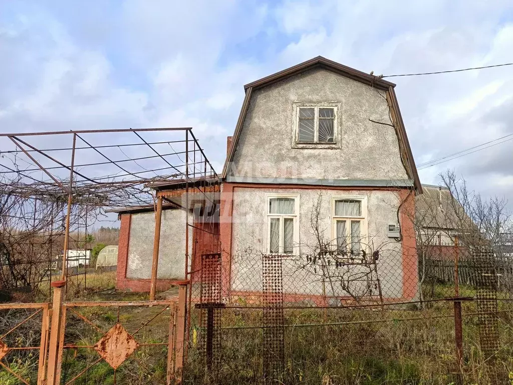 Дом в Белгородская область, Старооскольский городской округ, с. ... - Фото 1