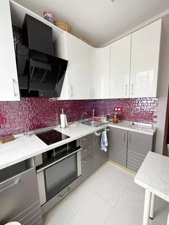 3-к кв. Кемеровская область, Кемерово Советская ул., 4 (61.0 м) - Фото 2