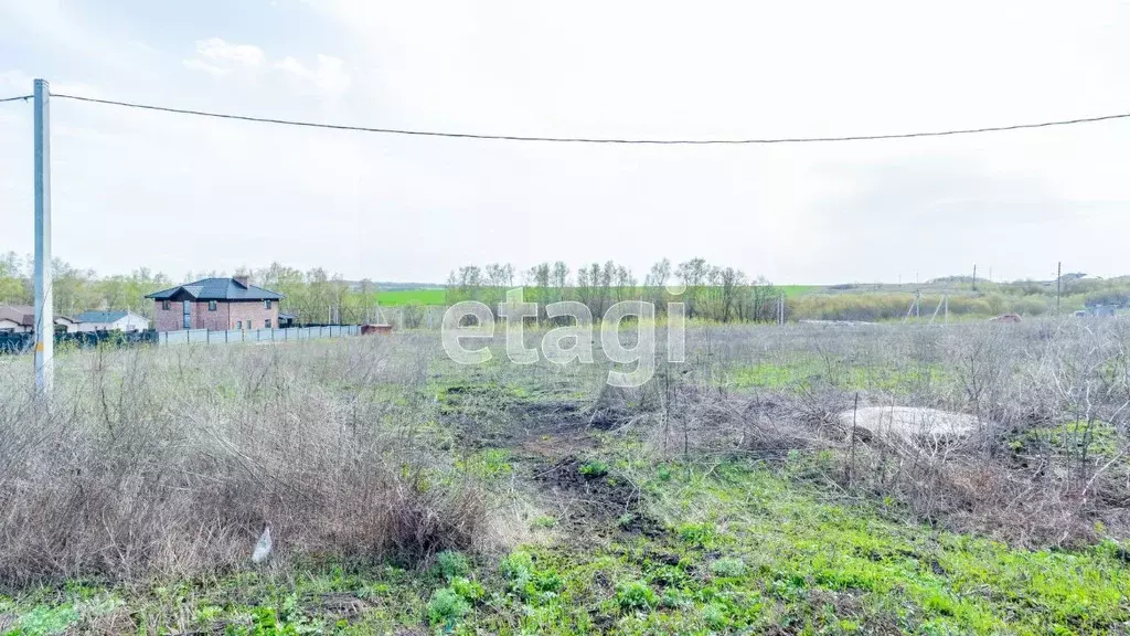 Участок в Белгородская область, Старооскольский городской округ, с. ... - Фото 0