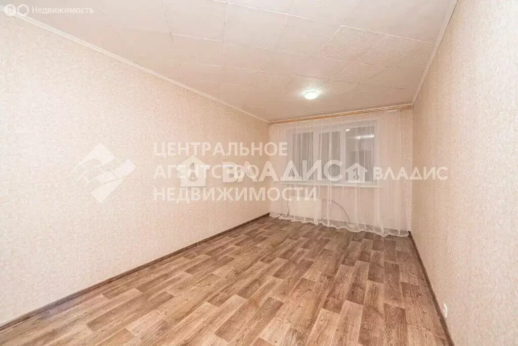 1к в 10-комнатной квартире (18.6 м) - Фото 1