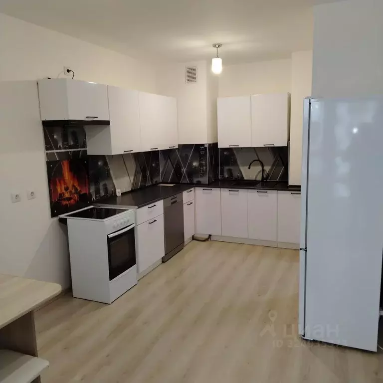 1-к кв. Свердловская область, Екатеринбург ул. Сулимова, 3/2 (35.3 м) - Фото 1